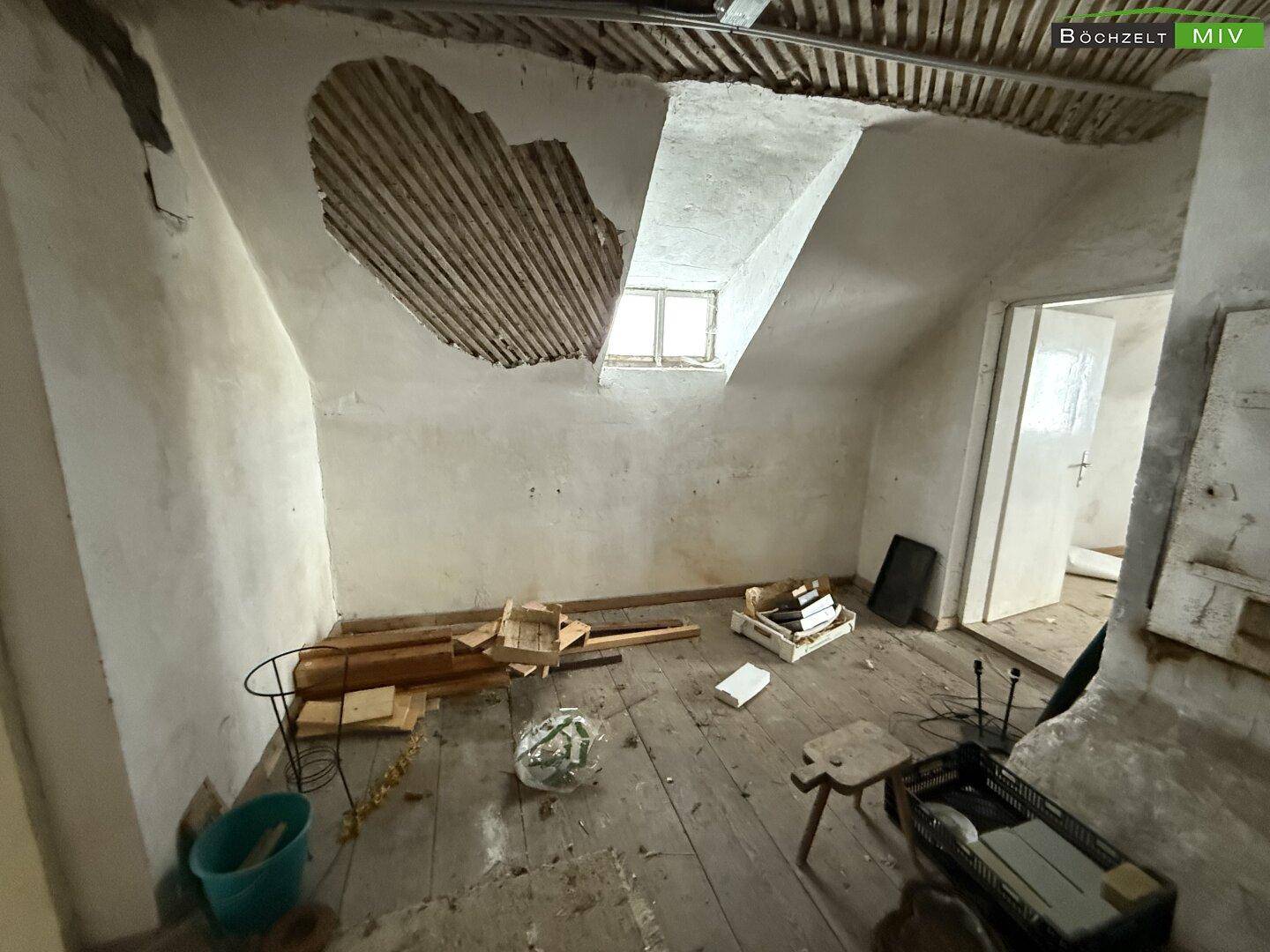 altes Wohnhaus Zimmer DG