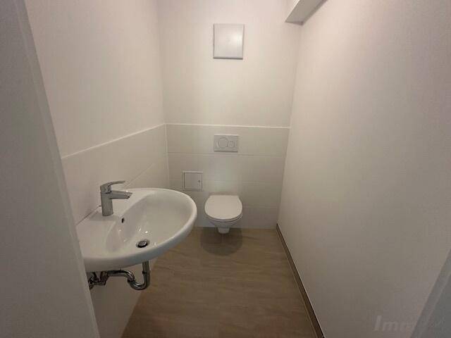 WC 1