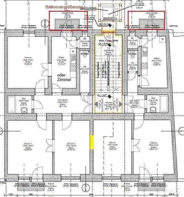 Detaillierter Grundriss mit mehreren Wohneinheiten, Treppenhaus und geplanten Balkonerweiterungen.