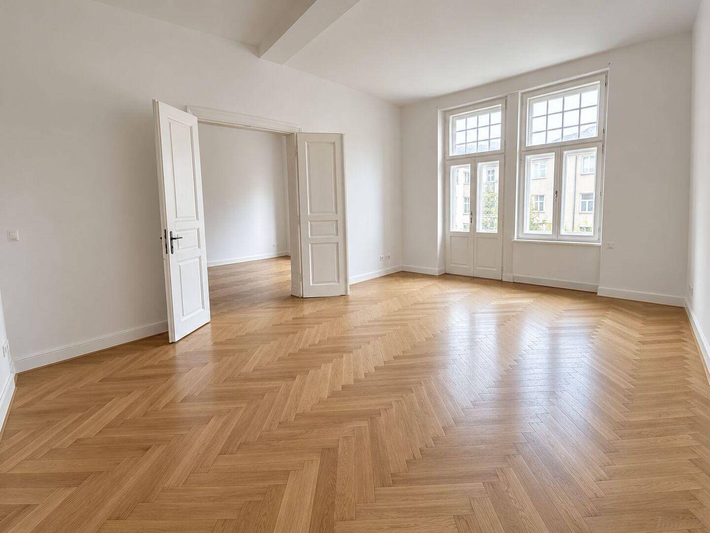 Schlafzimmer Blick ins nächste Zimmer