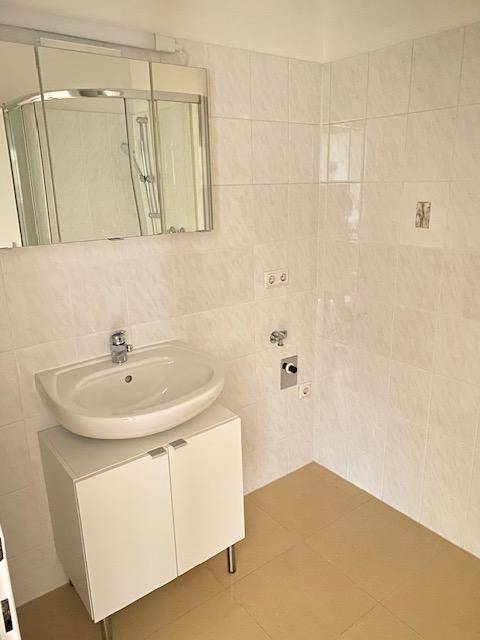 Gepflegte 2-Zimmer-Wohnung in 1130 Wien mit Lift – pohled 5