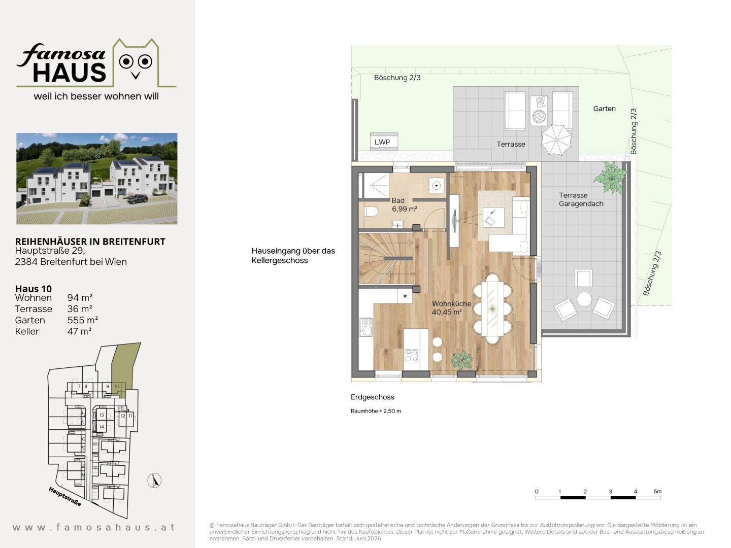 Grundriss des Erdgeschosses mit offener Wohnküche, Bad, Terrasse und Gartenbereich.