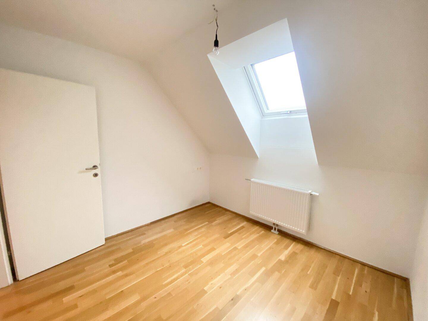 Perfekte Starterwohnung mit Balkon in Strebersdorfer Ruhelage - Widok 5