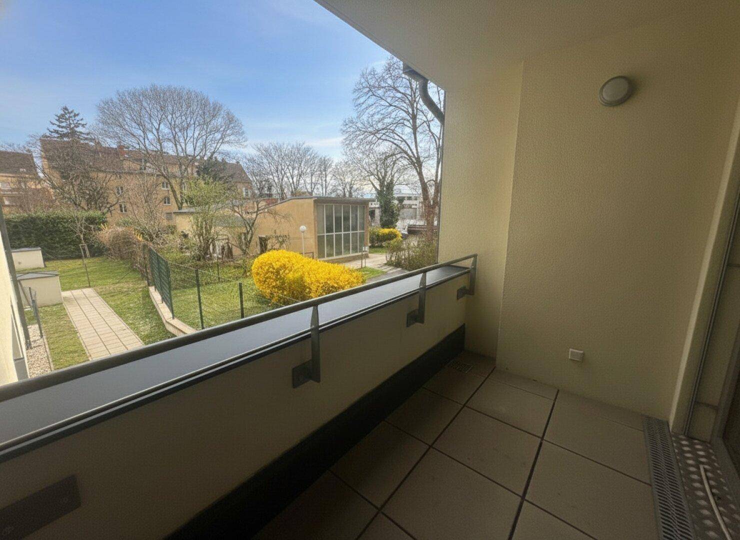 Moderne 2-Zimmer-Wohnung nahe Schlosspark Hetzendorf - Ansicht 3