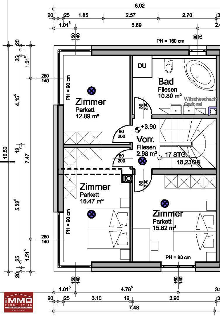 Grundriss des Obergeschosses mit drei Schlafzimmern, einem Badezimmer und Flur.