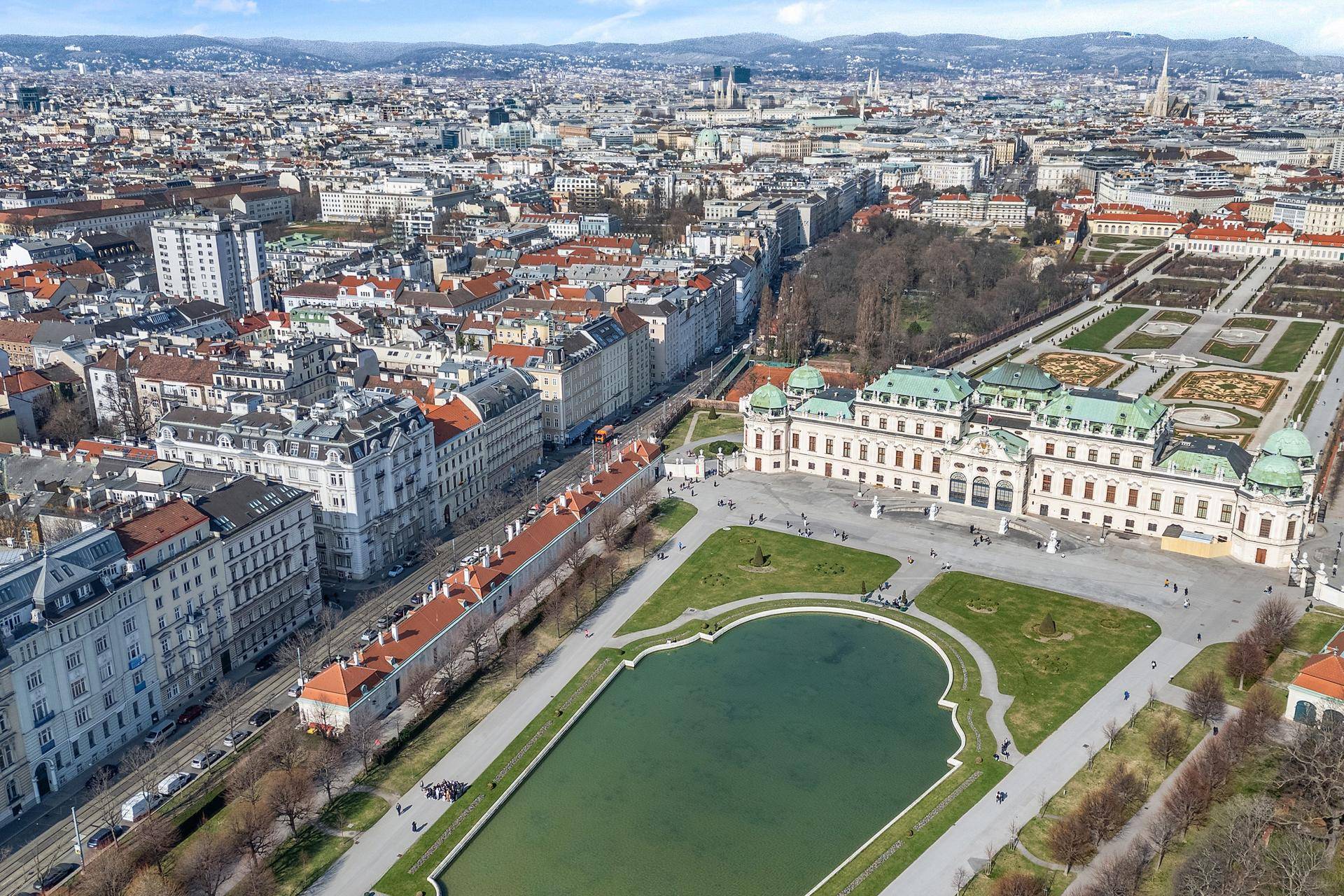 Drohnenfoto Schloss Belvedere