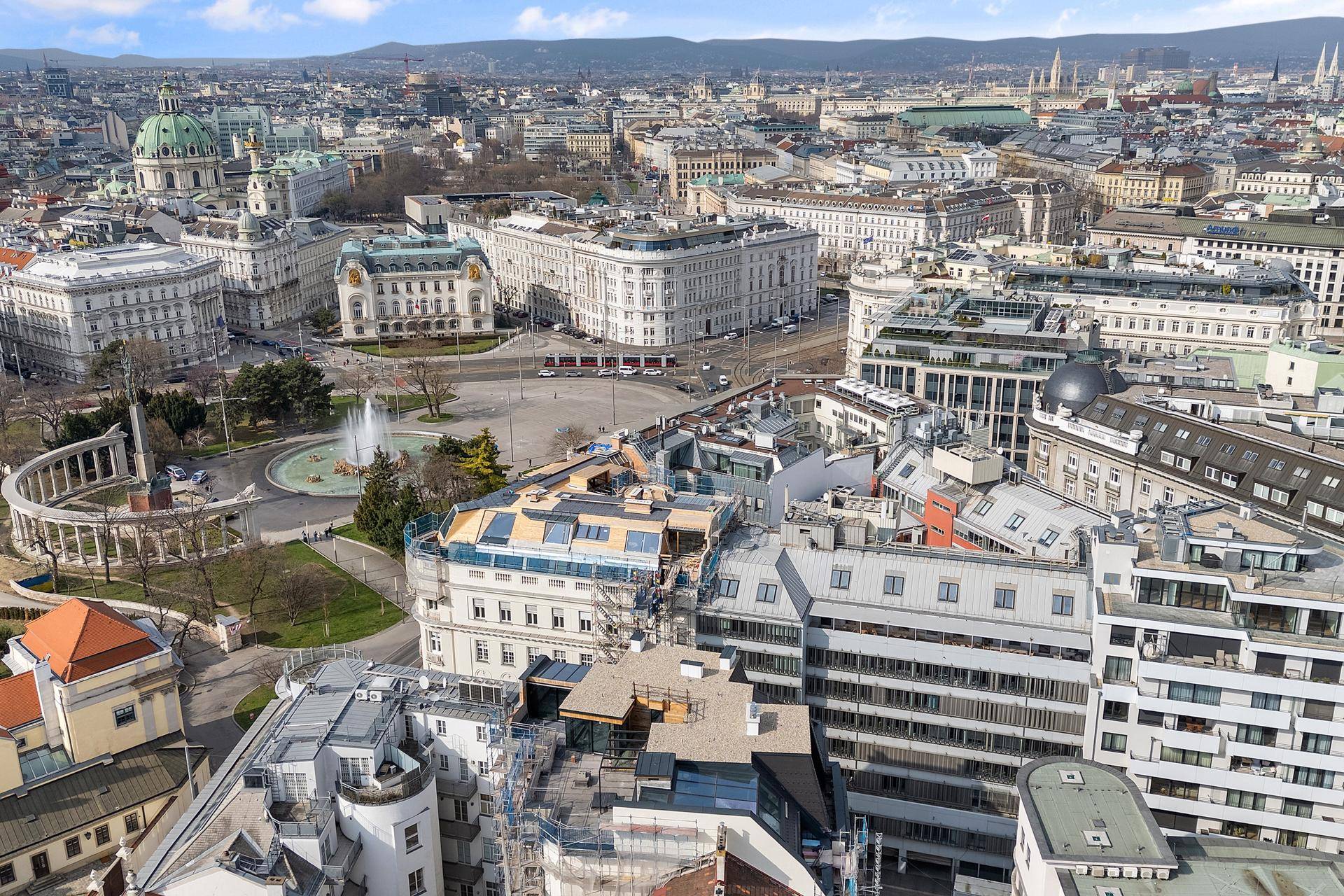 Drohnenfoto mit Blick Schwarzenbergplatz