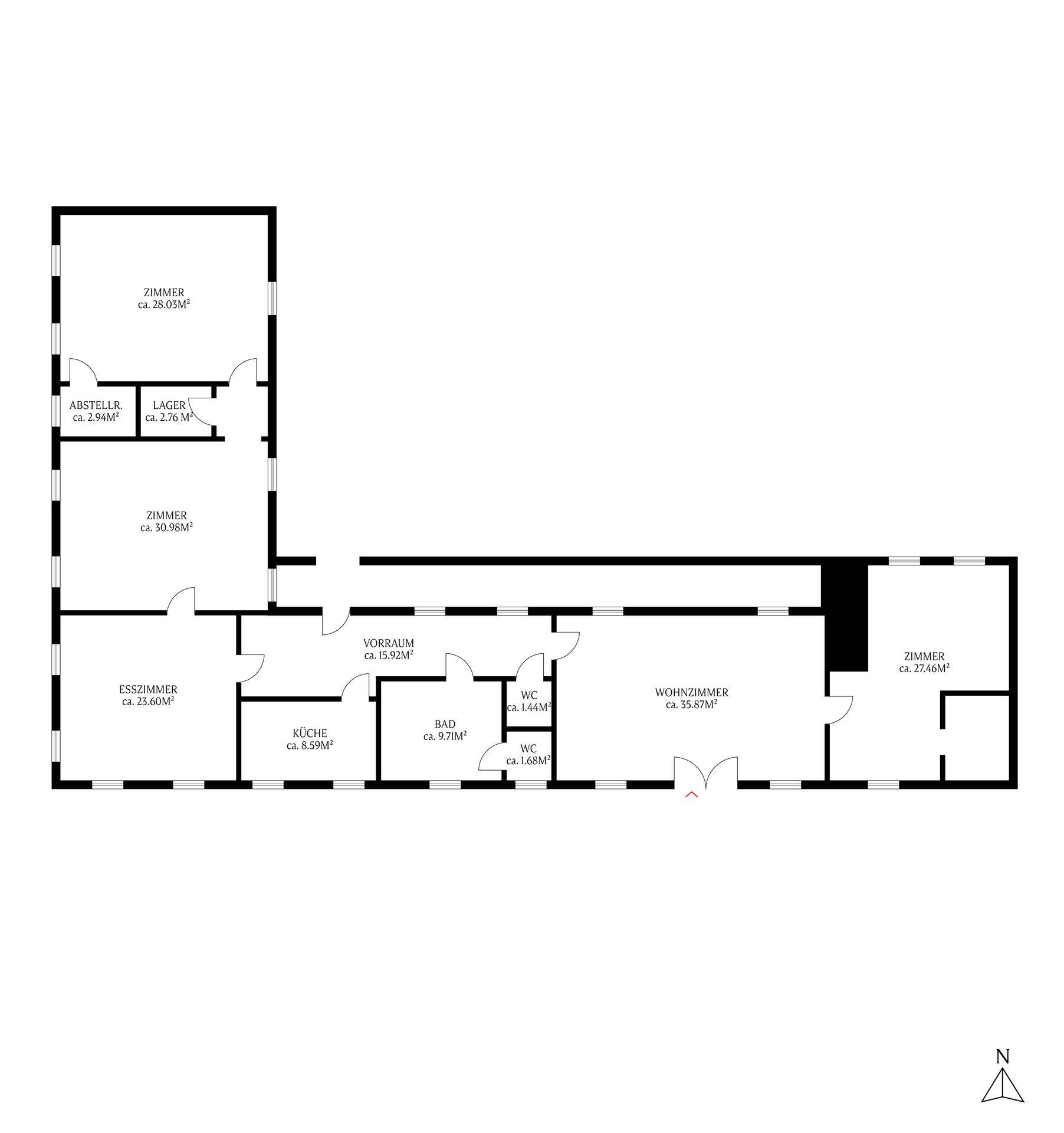 Hauptgrundriss des Erdgeschosses mit Küche, Esszimmer, Wohnzimmer und weiteren Räumen.