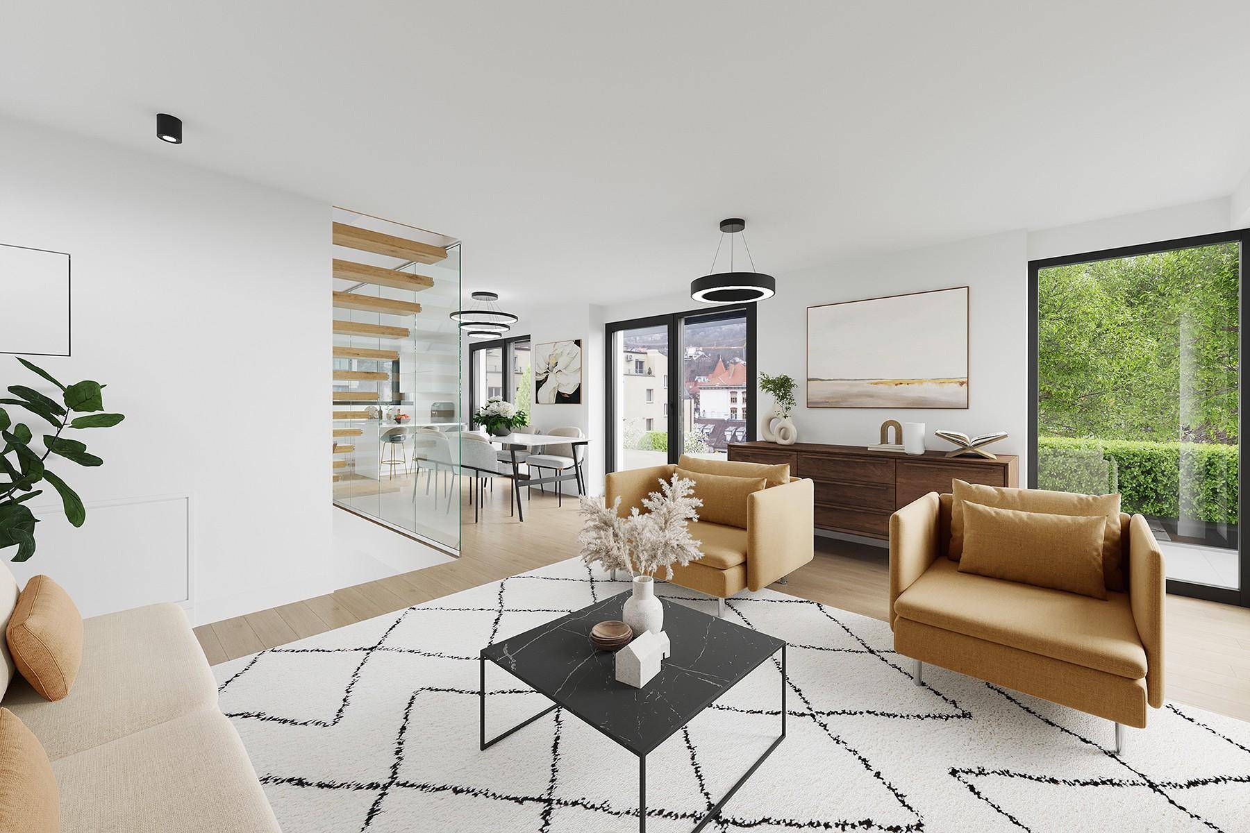 Geräumiges Wohnzimmer mit stilvollen Möbeln, großem Teppich und Blick ins Grüne.