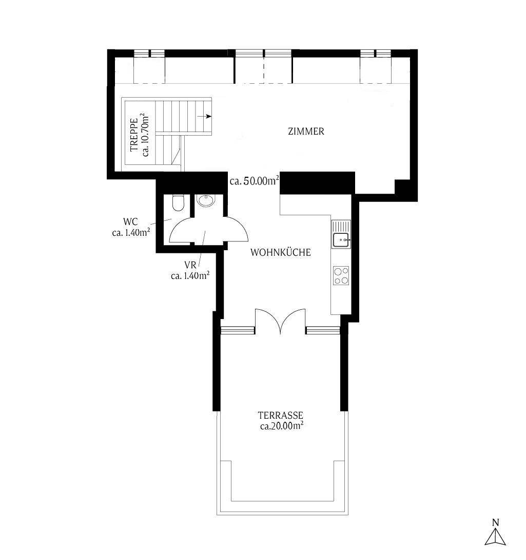 Grundriss der oberen Ebene mit Wohnküche, Zimmer, WC und großer Terrasse.