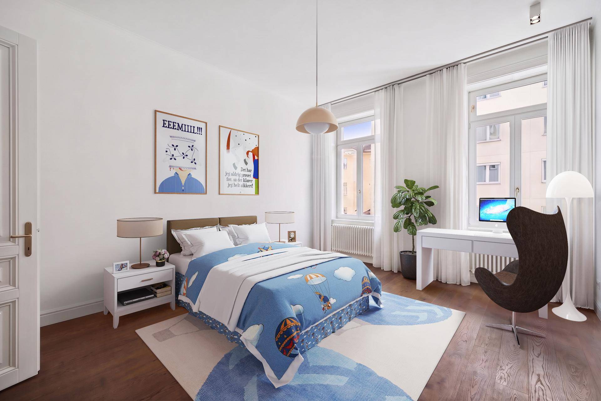 Freundliches Kinderzimmer mit Bett, Schreibtisch, farbenfrohem Teppich und großen Fenstern.