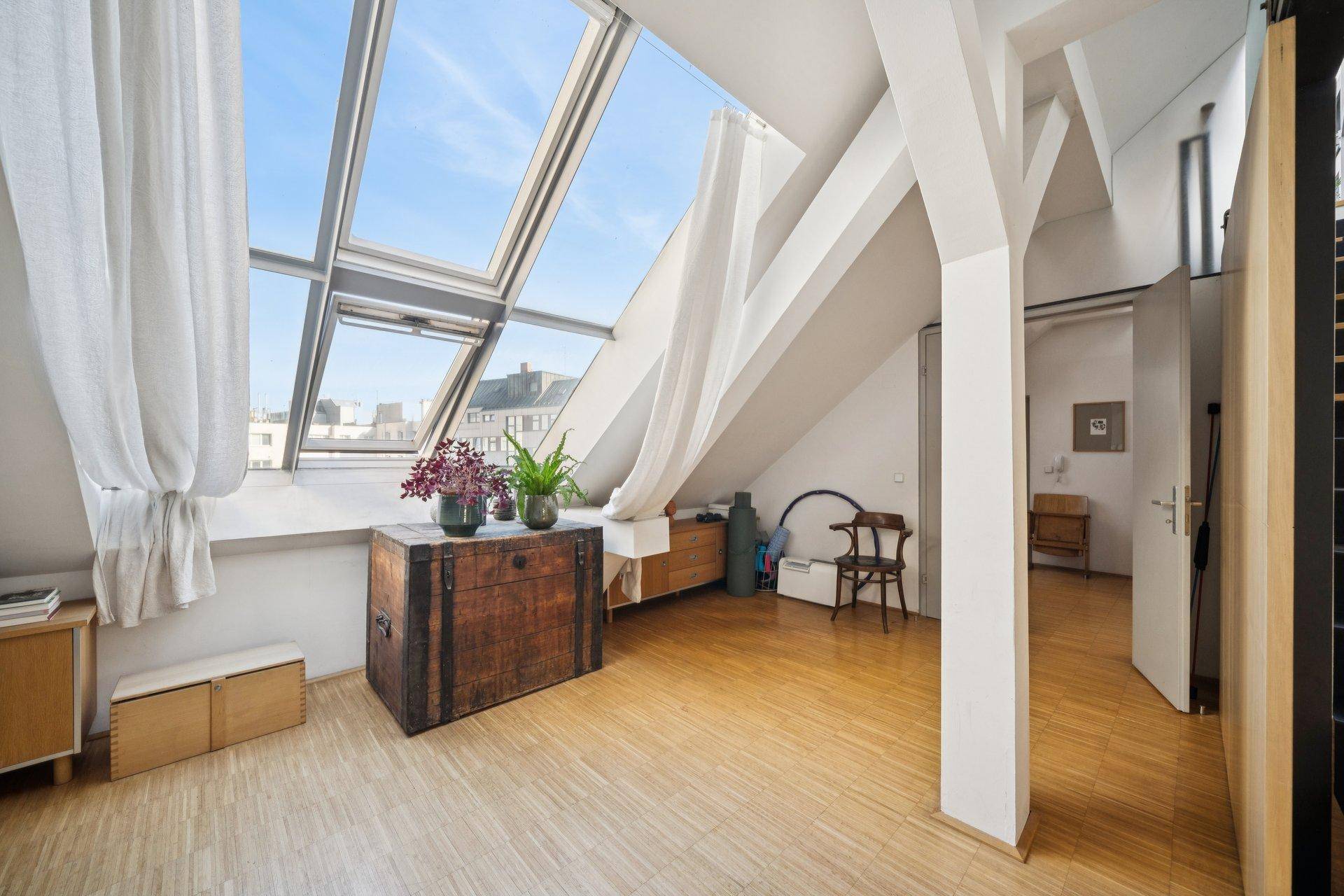 Atelier/Schlafzimmer