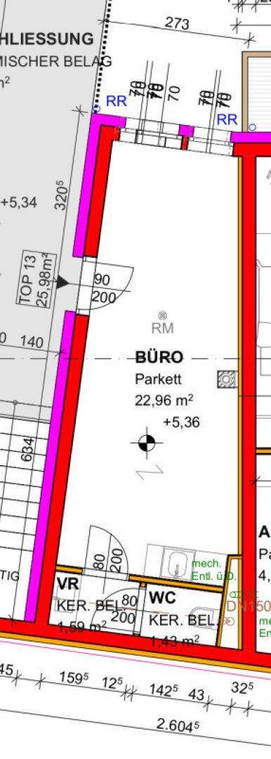 Ausschnitt eines Grundrisses mit Büro und WC, zeigt Parkett- und Keramikbelag.