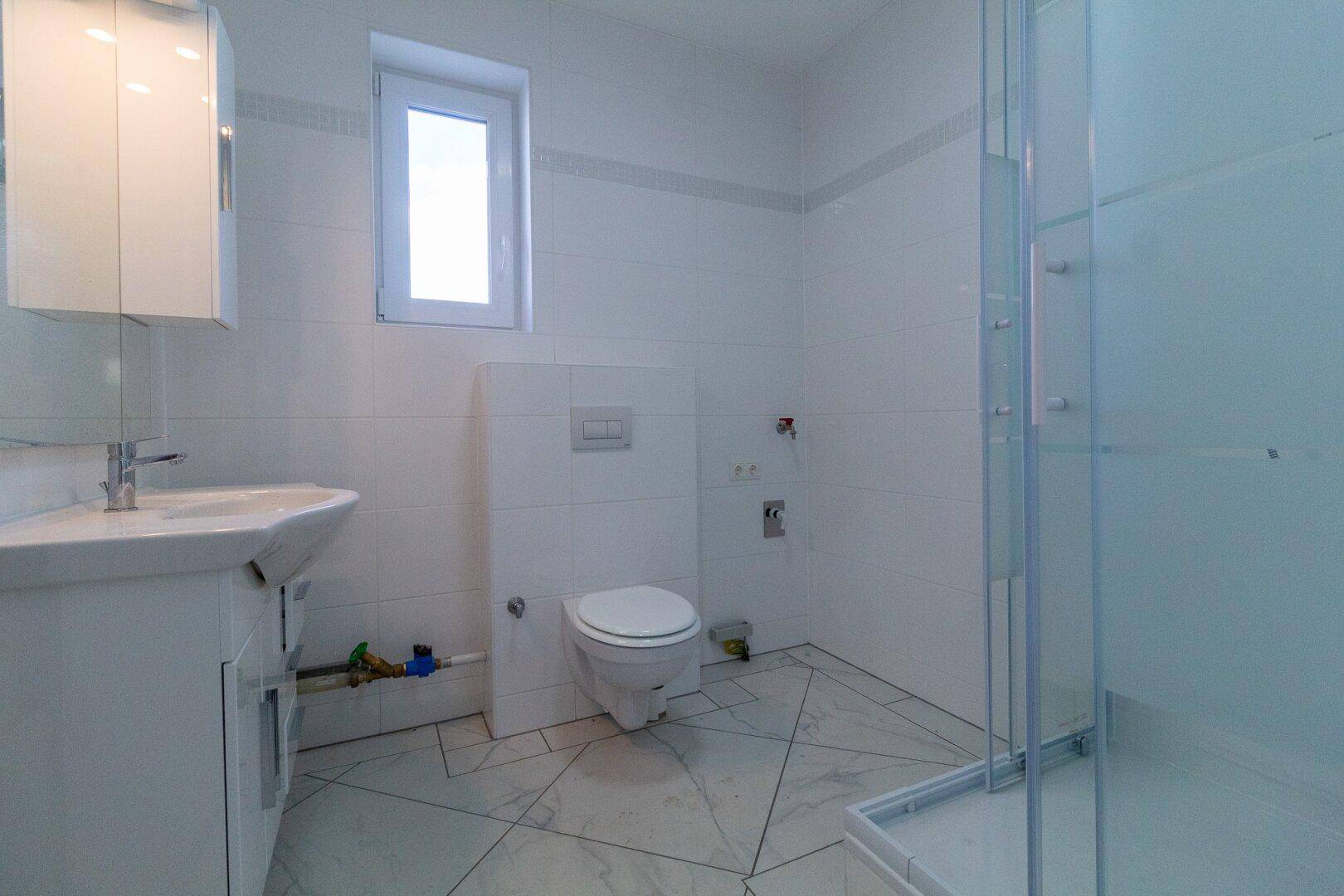 Badezimmer im Erdgeschoss