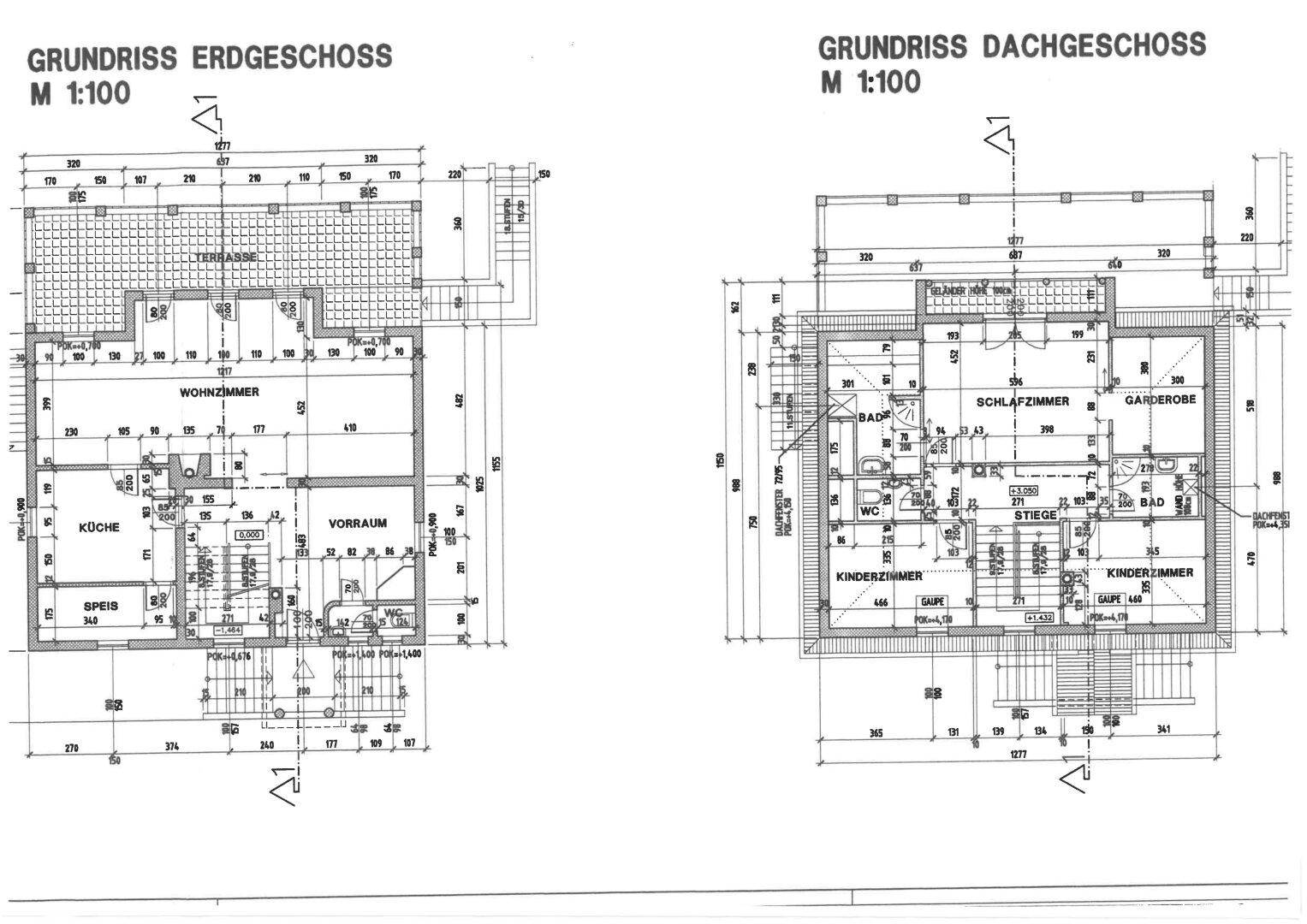 Grundriss des Erdgeschosses und Dachgeschosses mit Raumaufteilung und Terrasse.