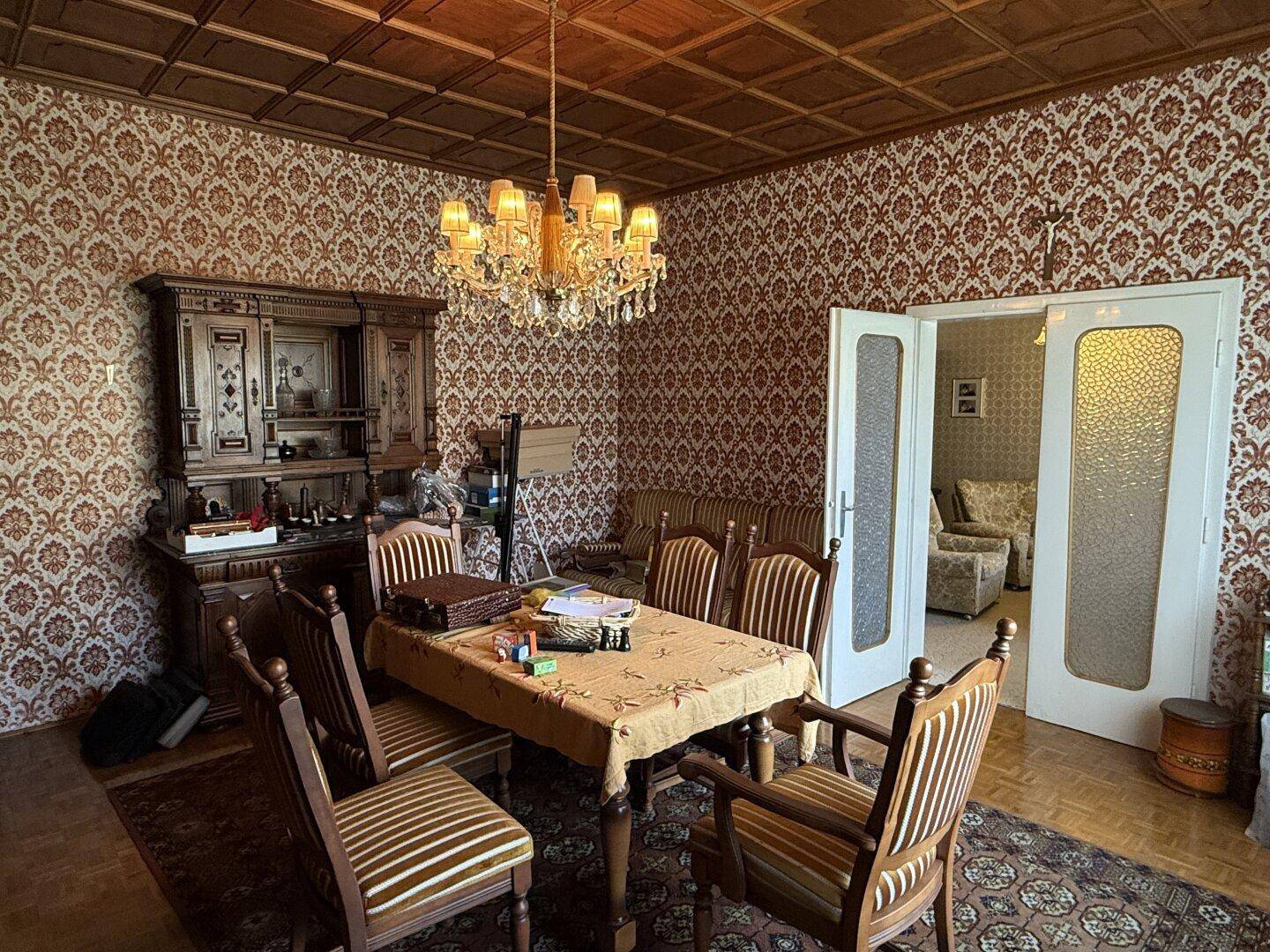 großzügige Villa mit Potenzial im Herzen von Bad Sauerbrunn - Ansicht 3