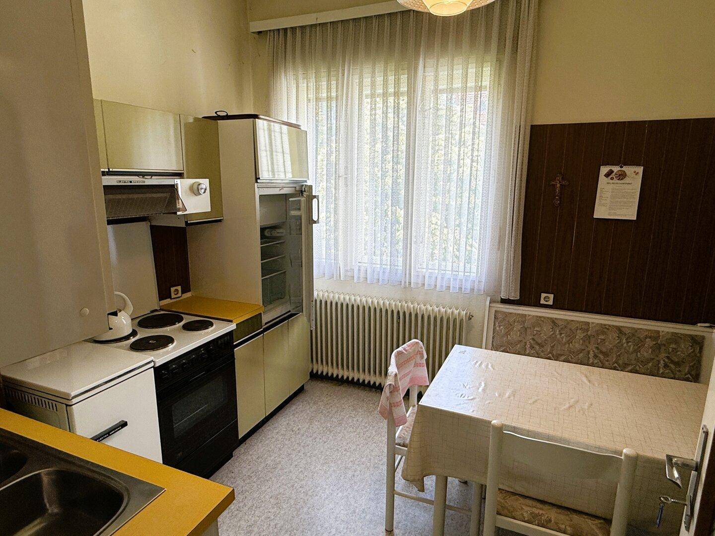 großzügige Villa mit Potenzial im Herzen von Bad Sauerbrunn - Ansicht 5