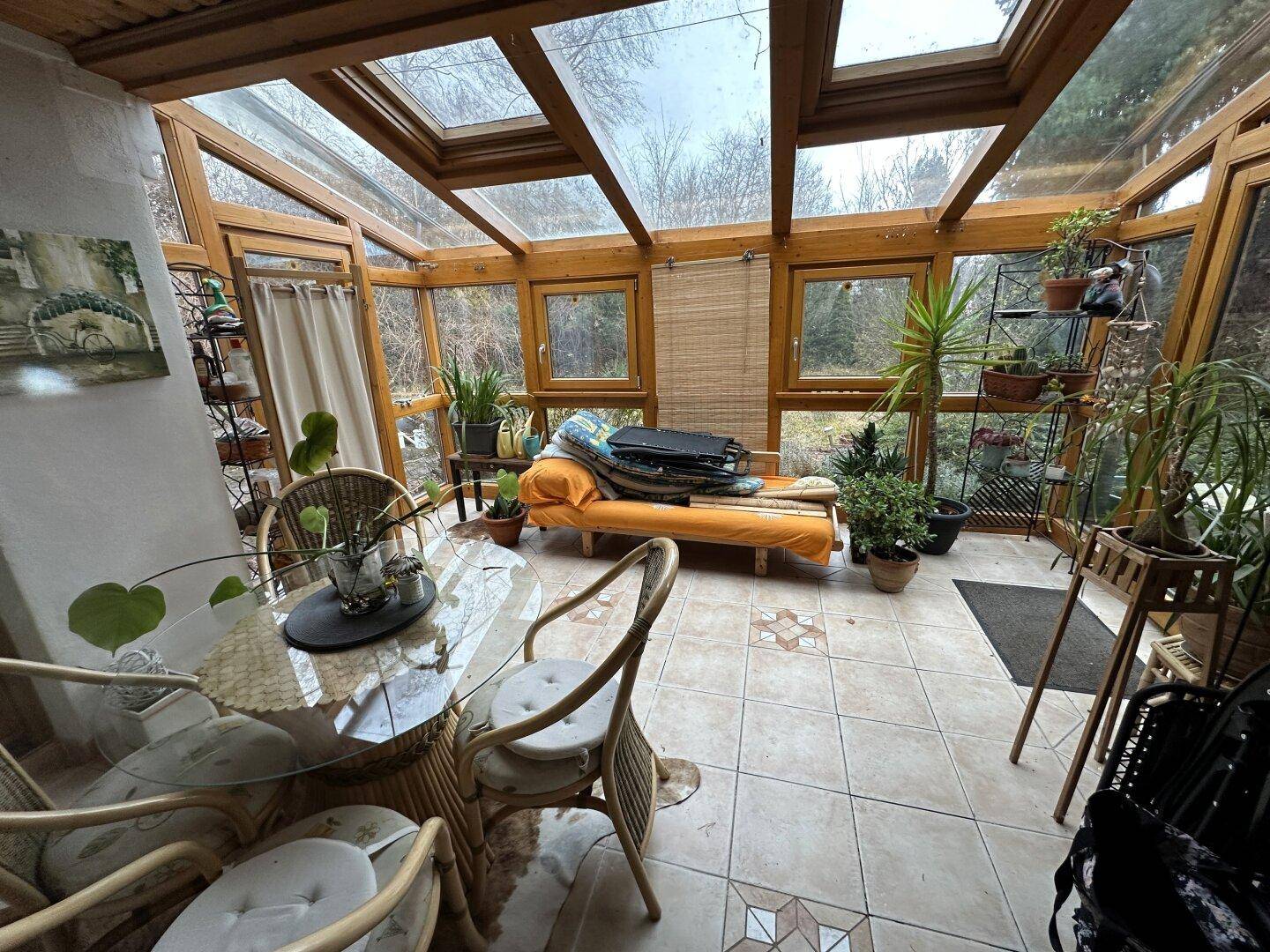 schönes massives Ferienhaus auf großem Pachtgrundstück zu verkaufen - Widok 5