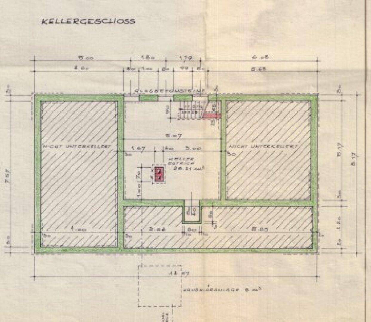 Grundriss des Kellergeschosses mit Lagerflächen und Treppenaufgang.