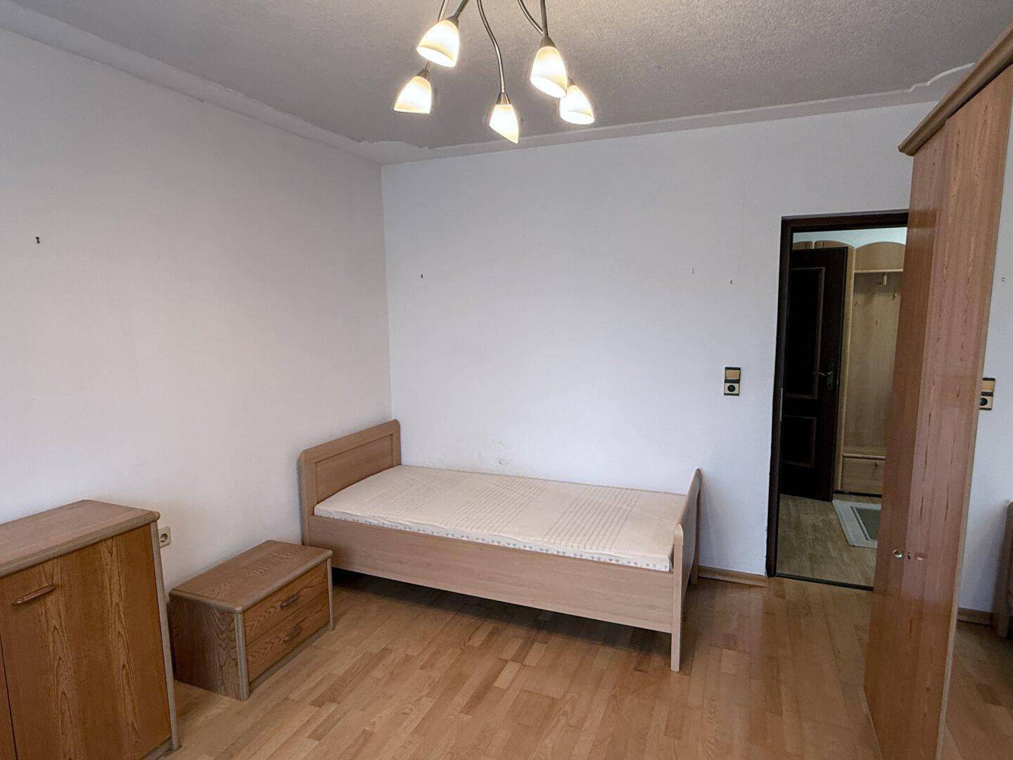 zentrumsnaher Bungalow mit sonnigem Garten zu verkaufen - Widok 6