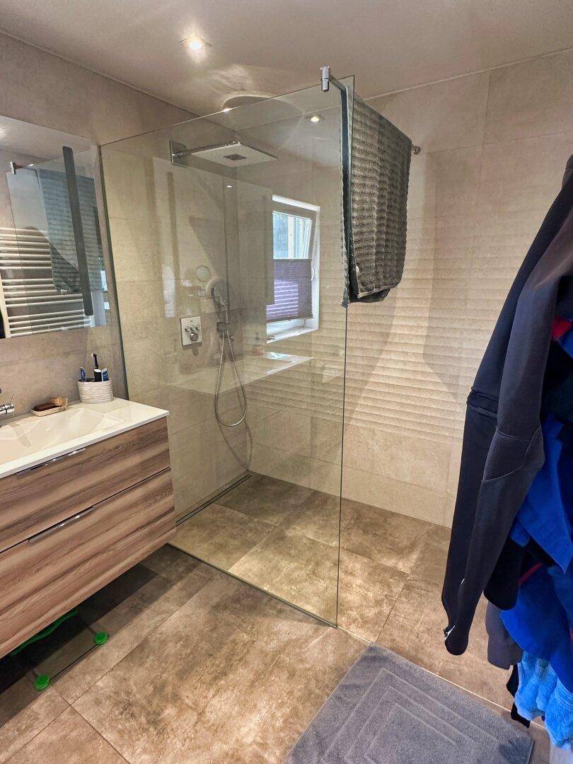 modernisierter, winterfester Bungalow mit Garage und Gartenhäuschen auf Pachtgrund in Neufeld am See zu verkaufen – pohled 5