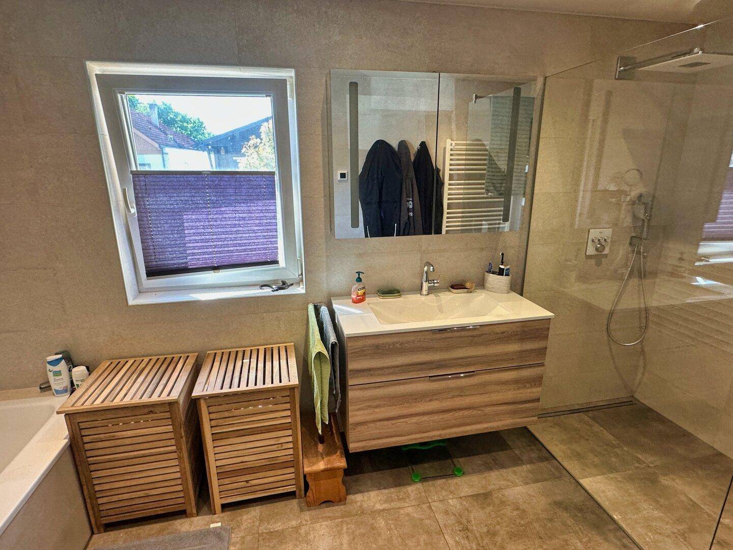 modernisierter, winterfester Bungalow mit Garage und Gartenhäuschen auf Pachtgrund in Neufeld am See zu verkaufen – pohled 6