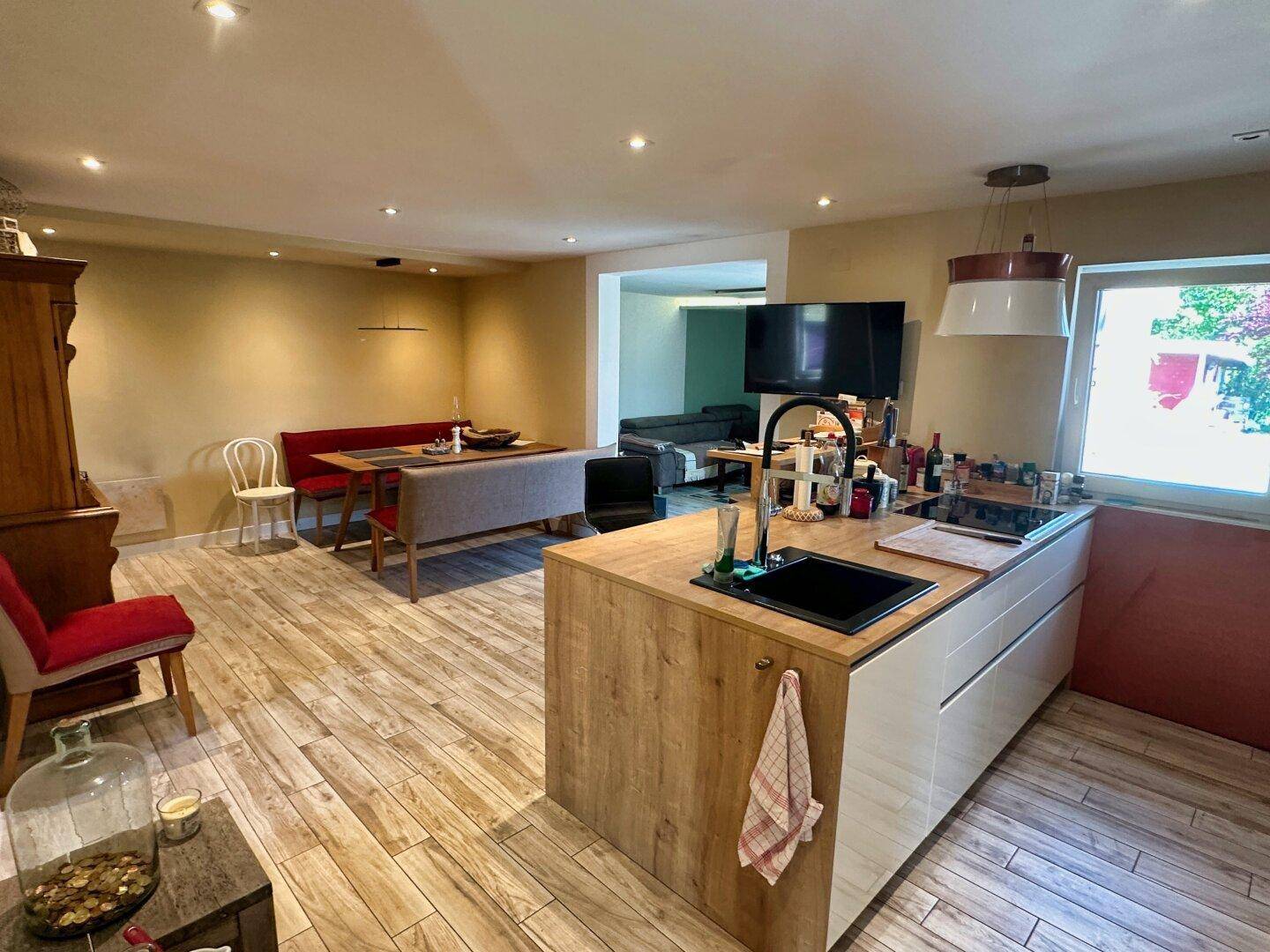 modernisierter, winterfester Bungalow mit Garage und Gartenhäuschen auf Pachtgrund in Neufeld am See zu verkaufen – pohled 4