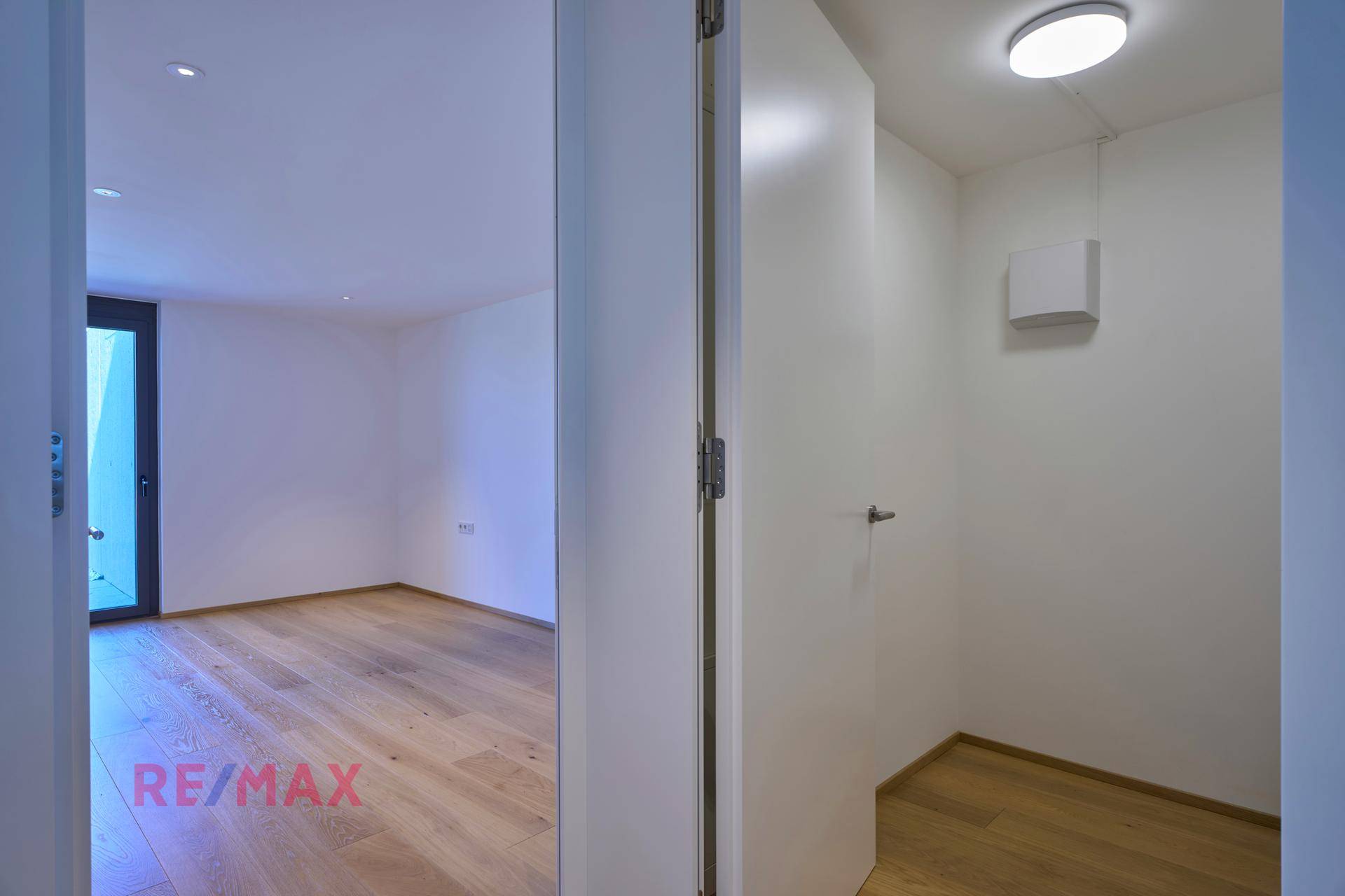 Zimmer A / Abstellraum
