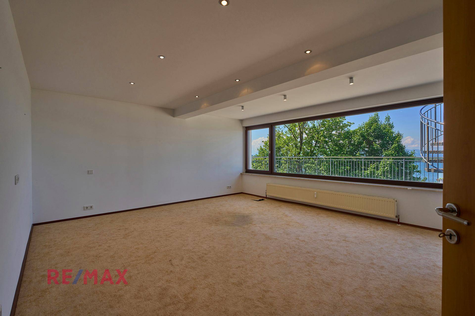 W3 Arbeitszimmer