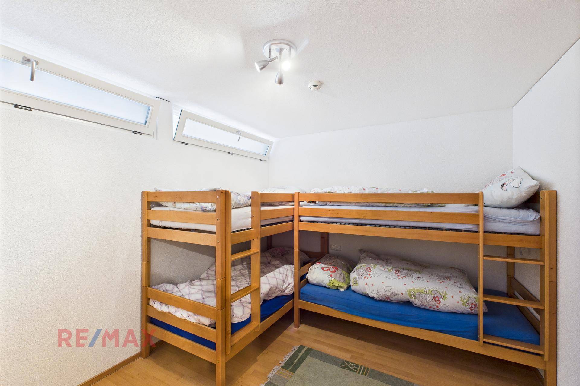Schlafzimmer 2