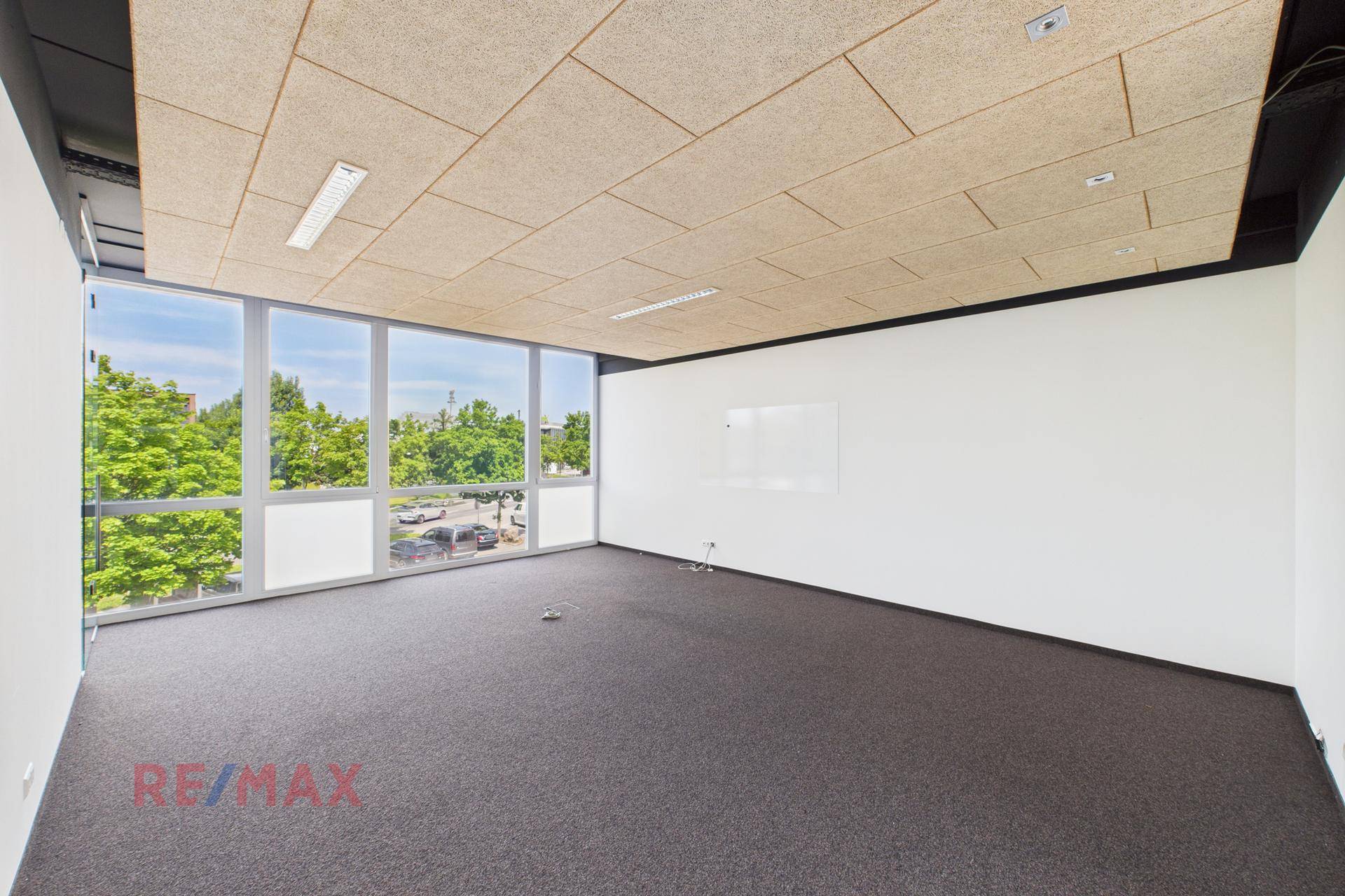 Büro 4