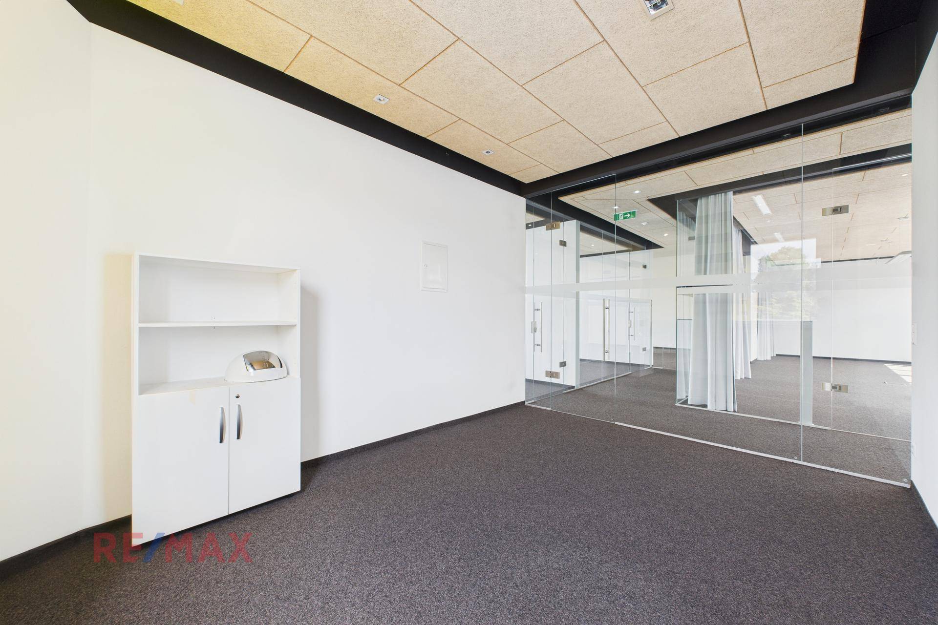Büro 1