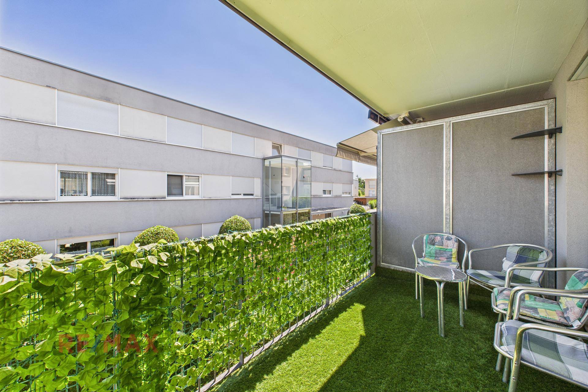 Balkon 1