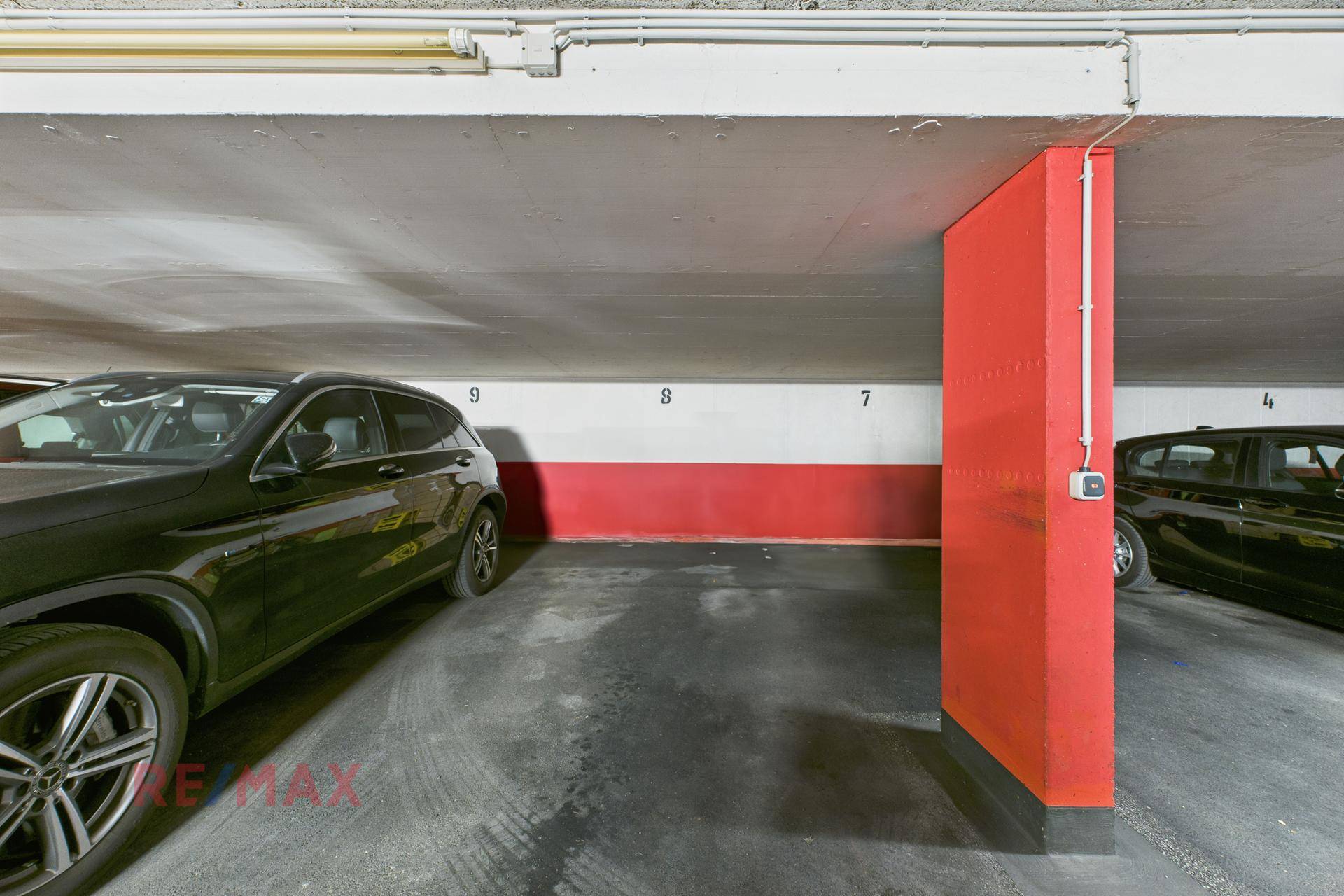 Tiefgaragenplatz