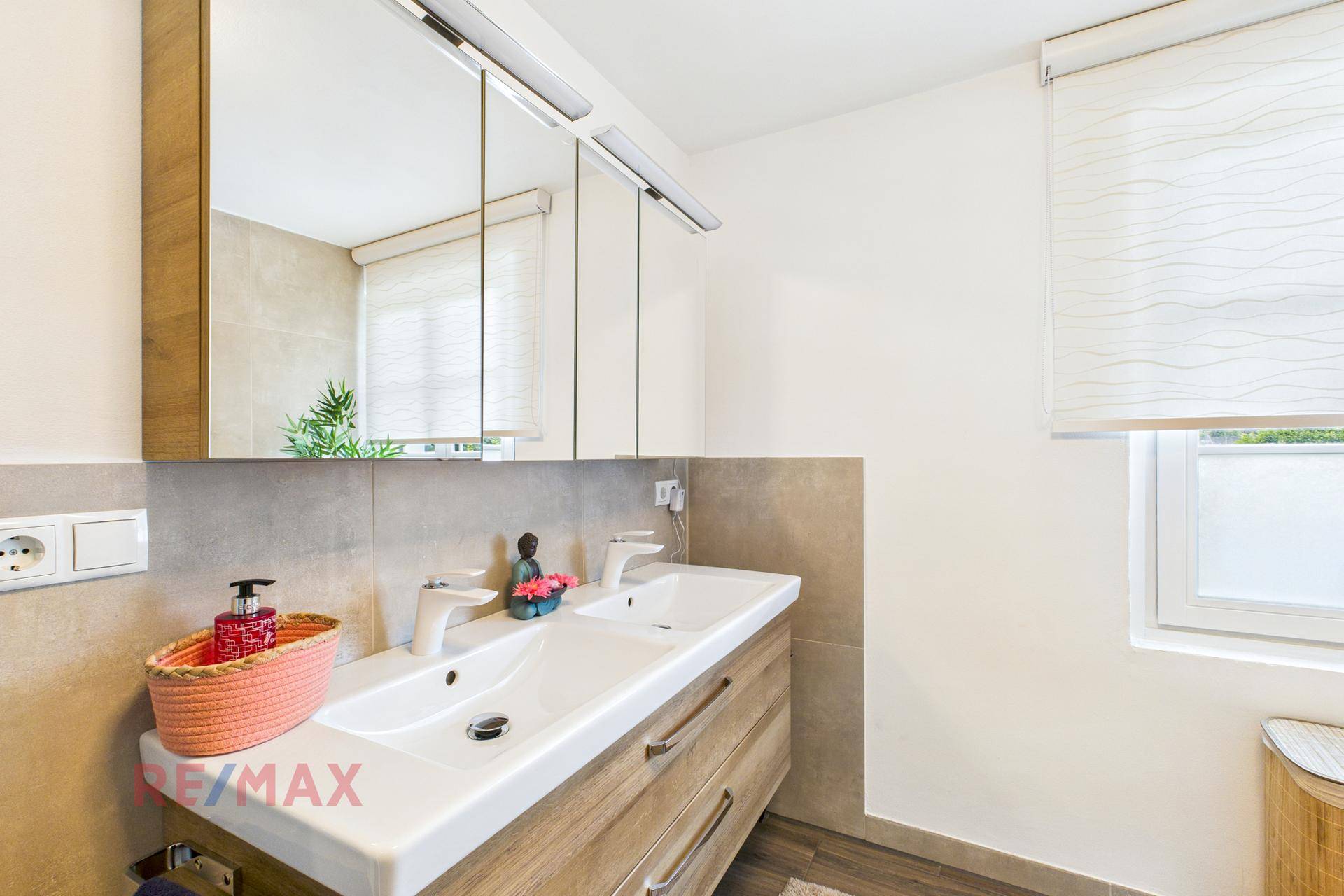 Badezimmer EG
