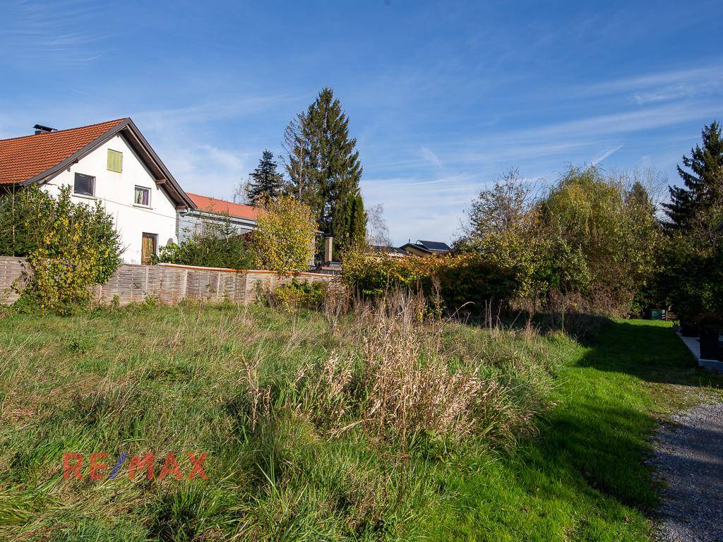 Schönes Grundstück für Ihr neues Eigenheim in liebevoller Umgebung - Ansicht 4