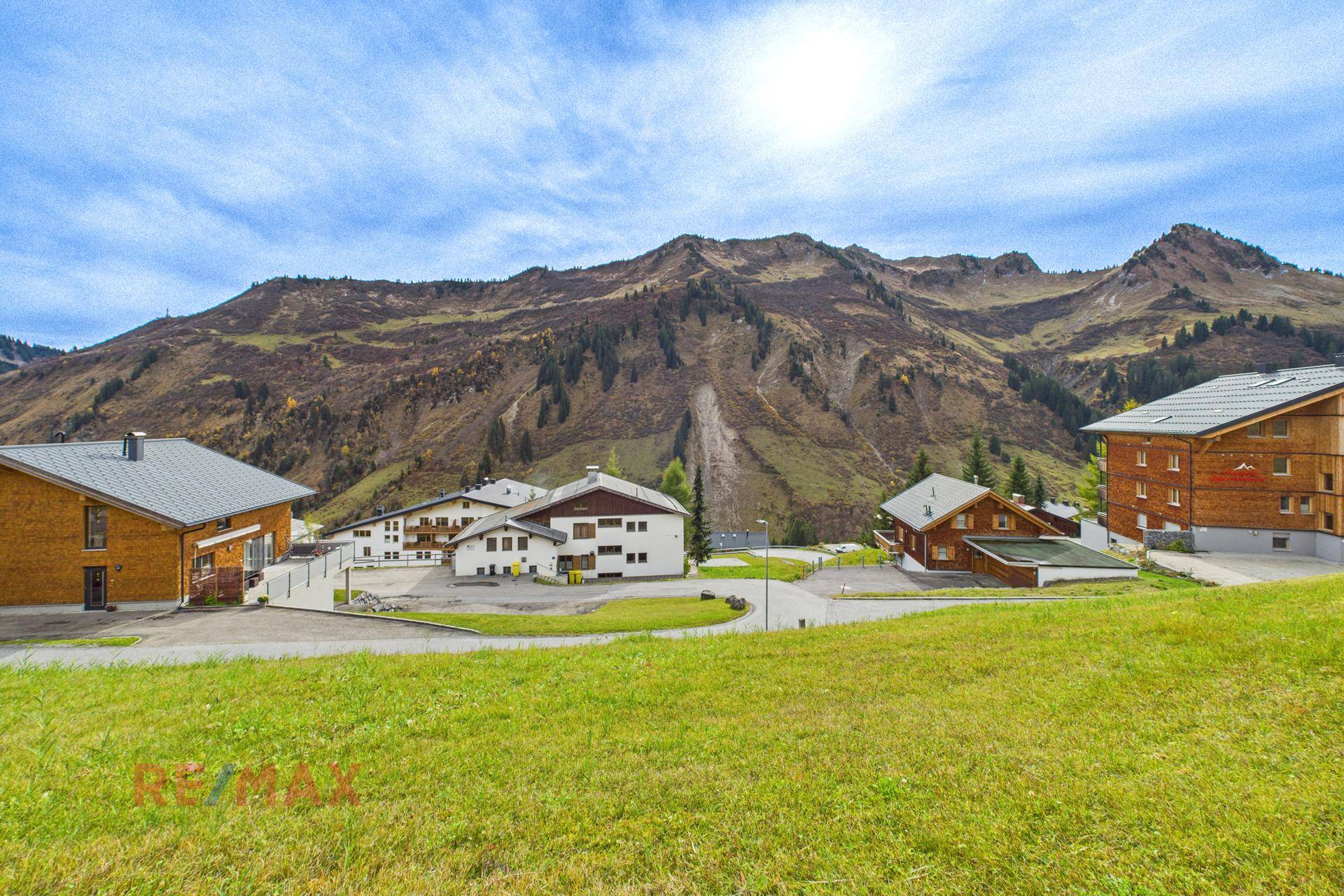 1.792 m² Baugrundstück mit Freizeitparadies direkt vor der Tür - Ansicht 2