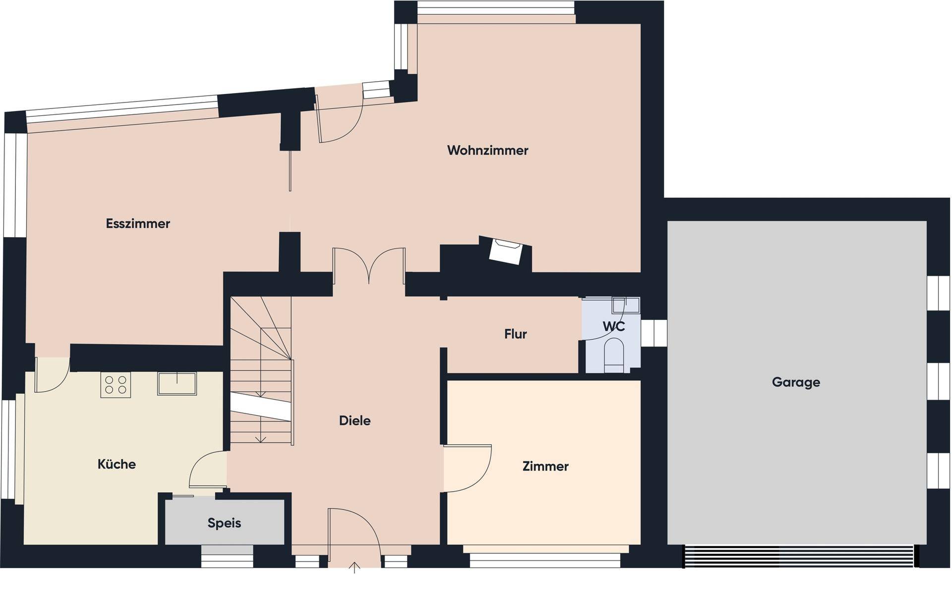 Grundriss des Erdgeschosses mit Wohnzimmer, Esszimmer, Küche und Garage.