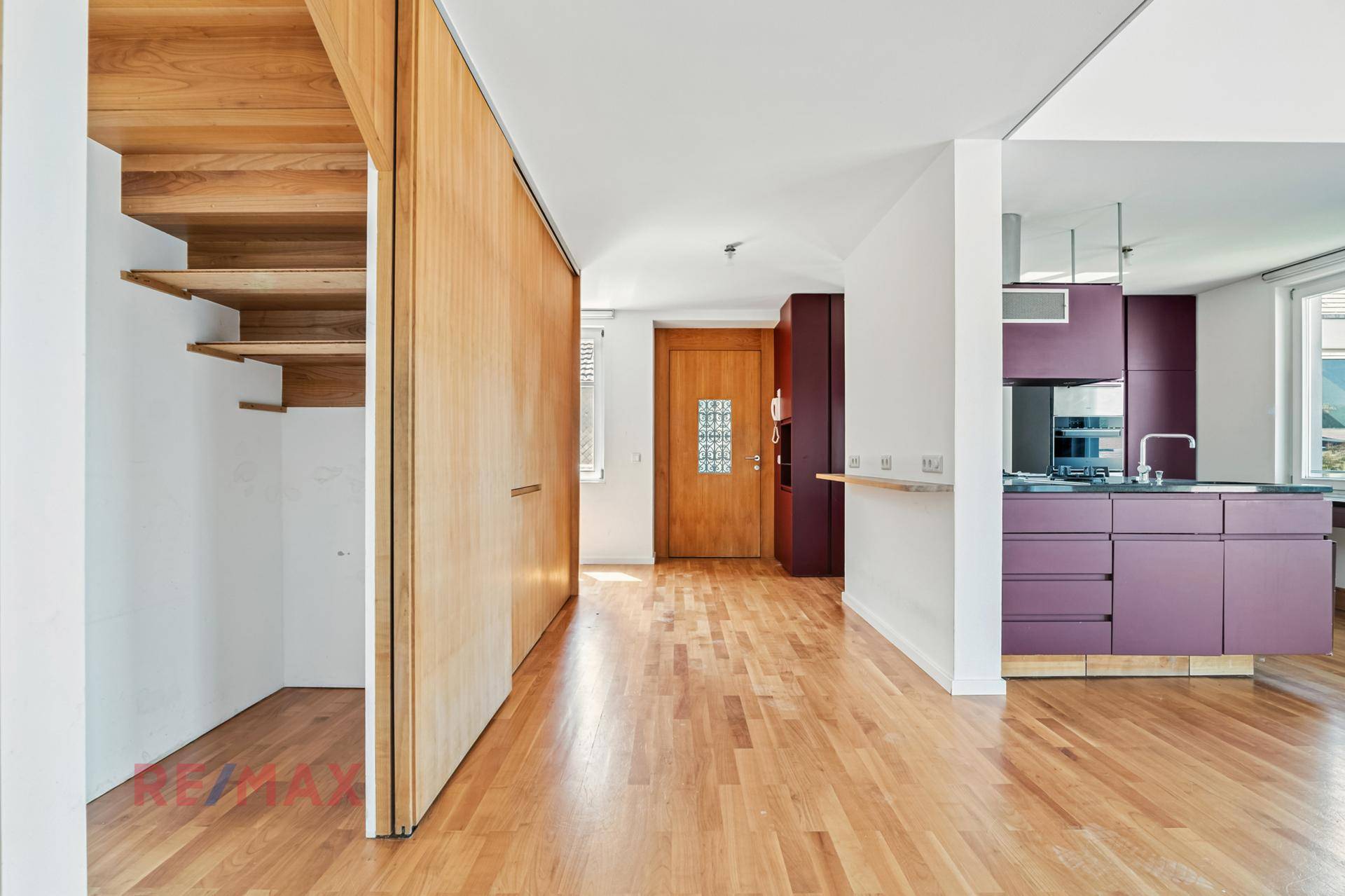 Mehrgenerationenhaus mit vier komfortablen Wohnungen - Ansicht 6