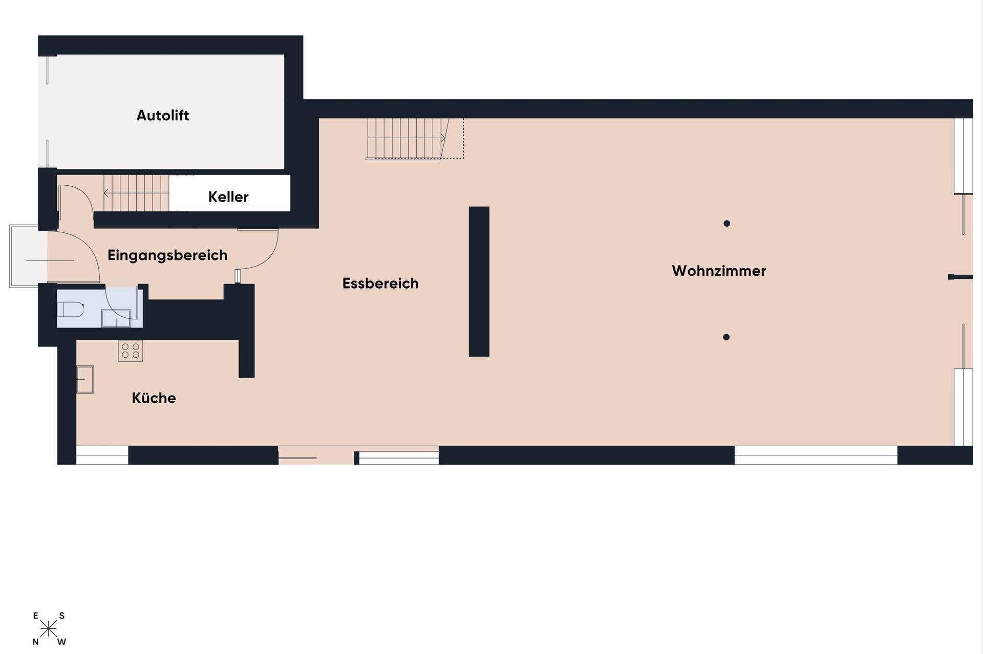 Grundriss des Erdgeschosses mit Küche, Essbereich, Wohnzimmer und Kellerzugang.