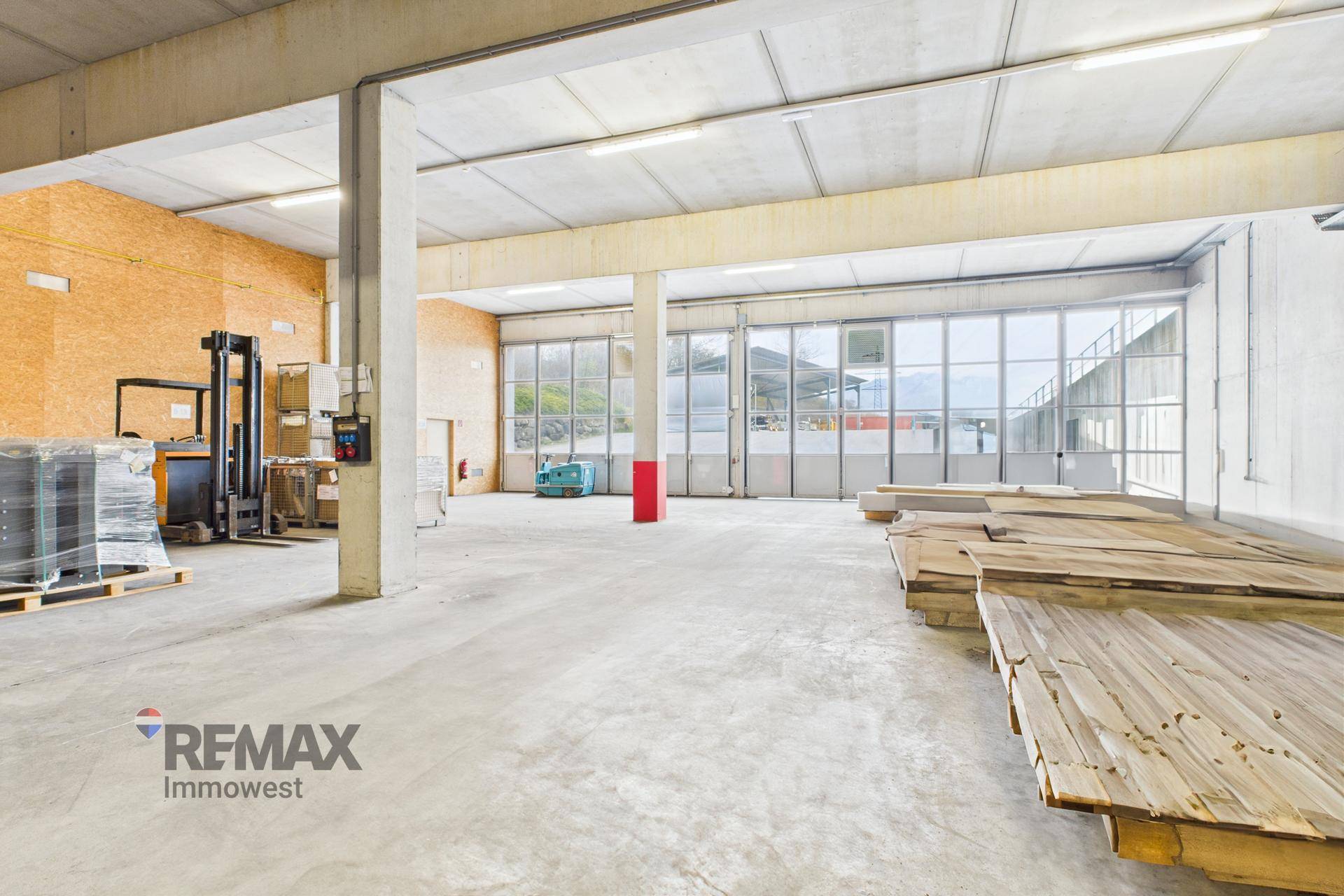 1.418 m² Lagerhalle – Direkt an der A14 gelegen, ideal für Ihre Logistik- und Lagerbedürfnisse – pohled 5