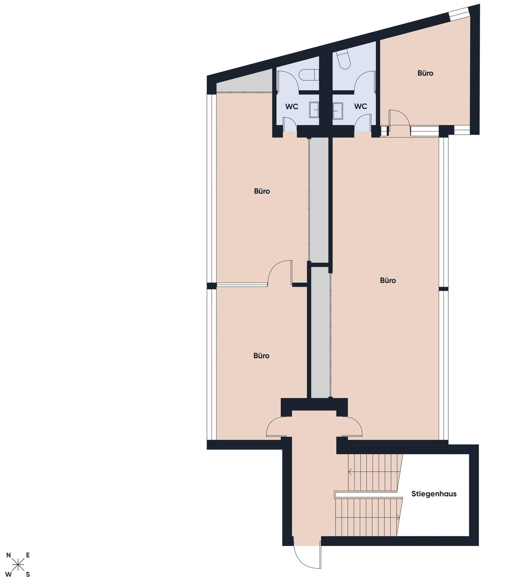 Grundrissplan mit mehreren Büroräumen, Toiletten und einem Treppenhaus.