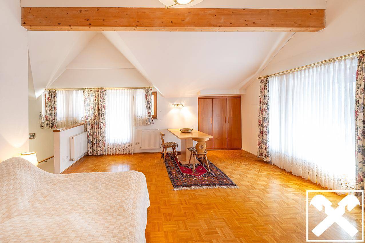Wohn-Schlafzimmer - Einliegerwohnung