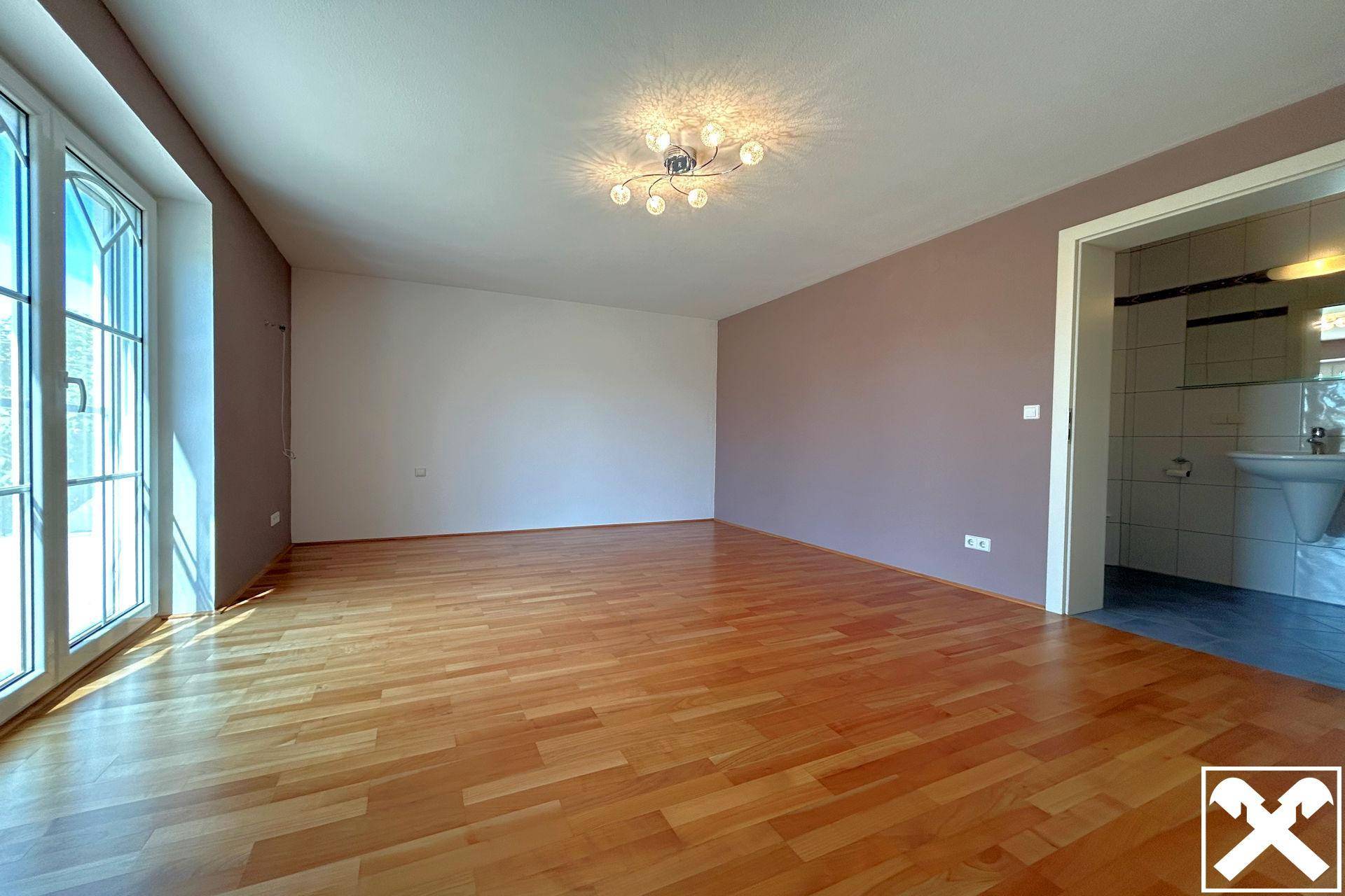 Schlafzimmer mit Bad UG
