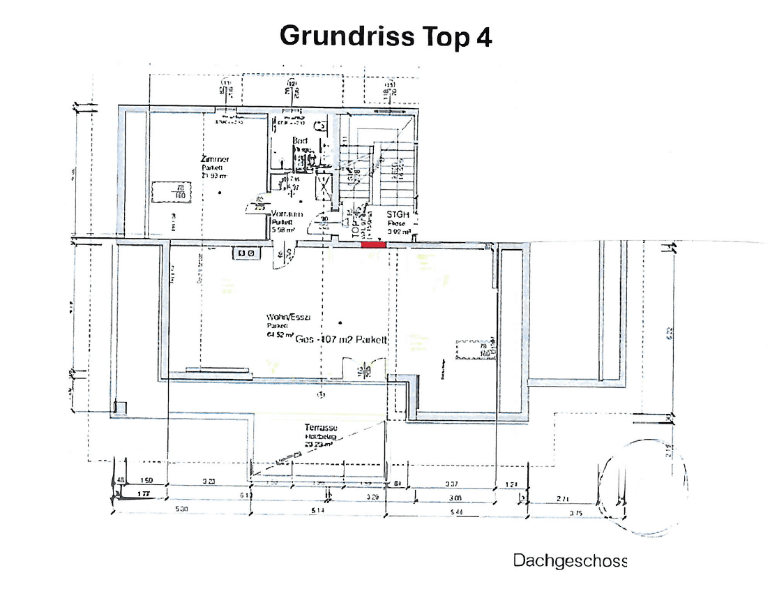 Grundrissplan des Dachgeschosses mit offenem Wohn-Essbereich, Schlafzimmer, Bad und großer Terrasse.