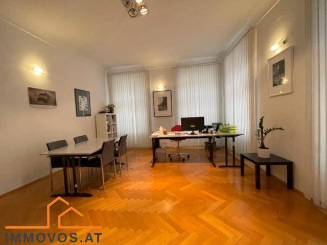 Zimmer strassenseitig.jpg