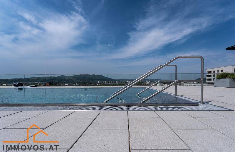 Pool2.jpg