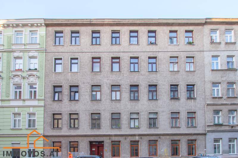 12 haus.jpg