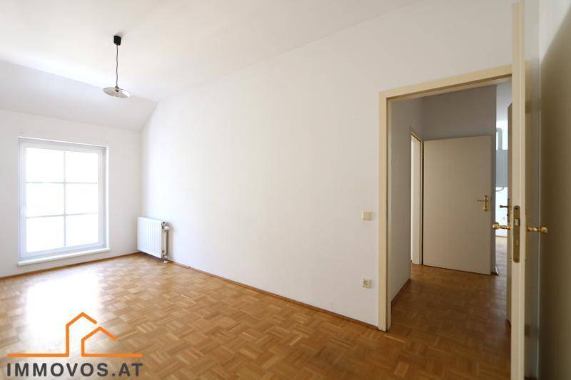 gr&#246;&#223;tes der 3 Zimmer