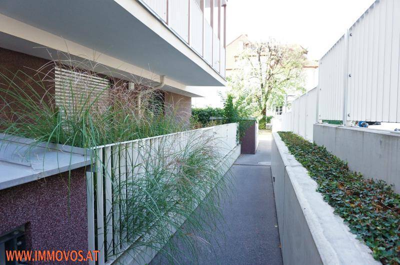 barrierefrei erreichbares Geb&#228;ude